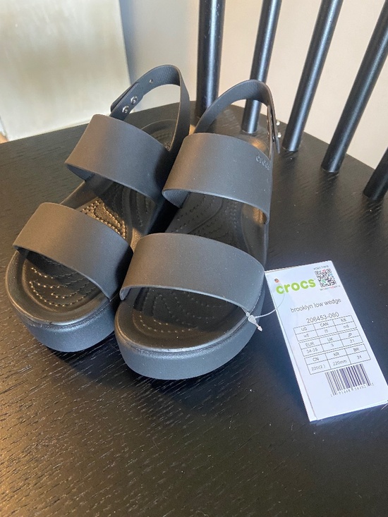 CROCS Shoes - Women’s Crocs Sandals